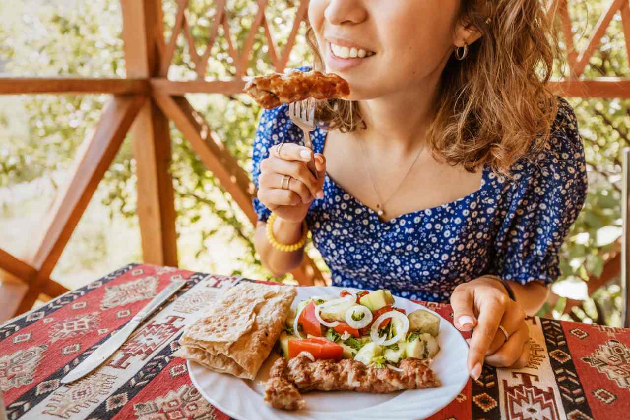 Mangiare sano ma non dimagrire: l'errore che fanno in molti