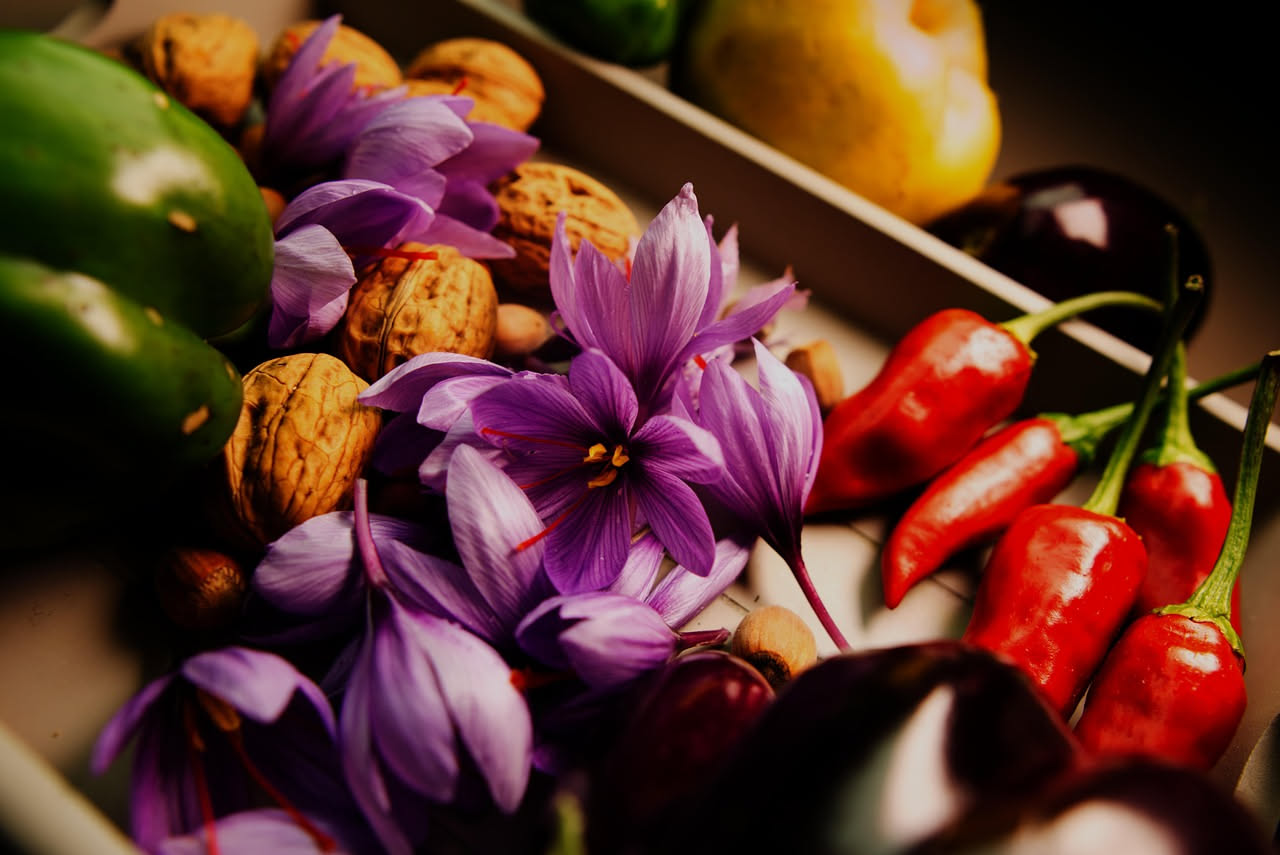 10 ingredienti stagionali d'aprile che il palato moderno dimentica