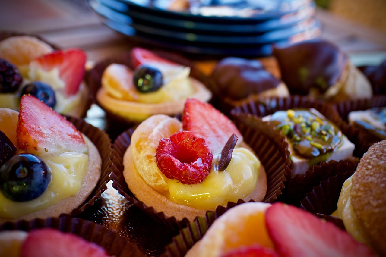Dolci nel weekend: perché i trigliceridi ringraziano il lunedì