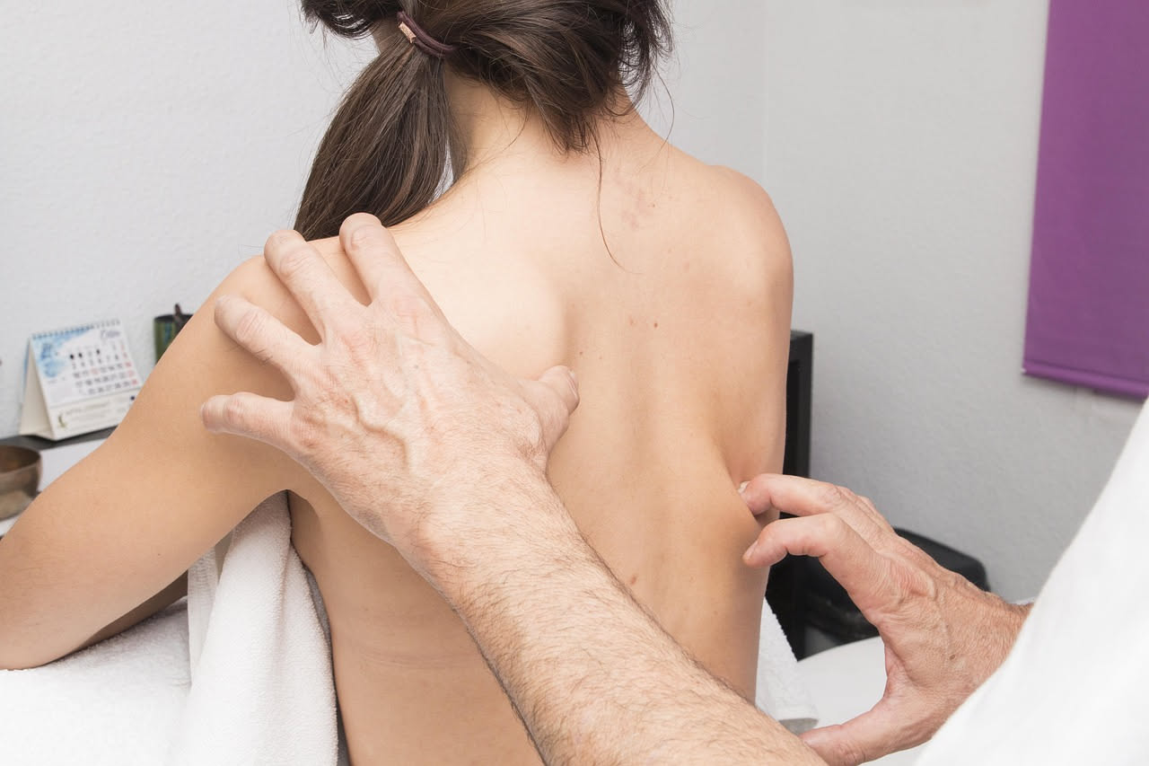 Regola ABCDE nei: come autocontrollarsi prima della visita dermatologica