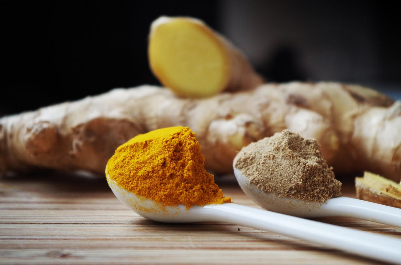 Curcuma: proprietà, benefici e come usarla in cucina