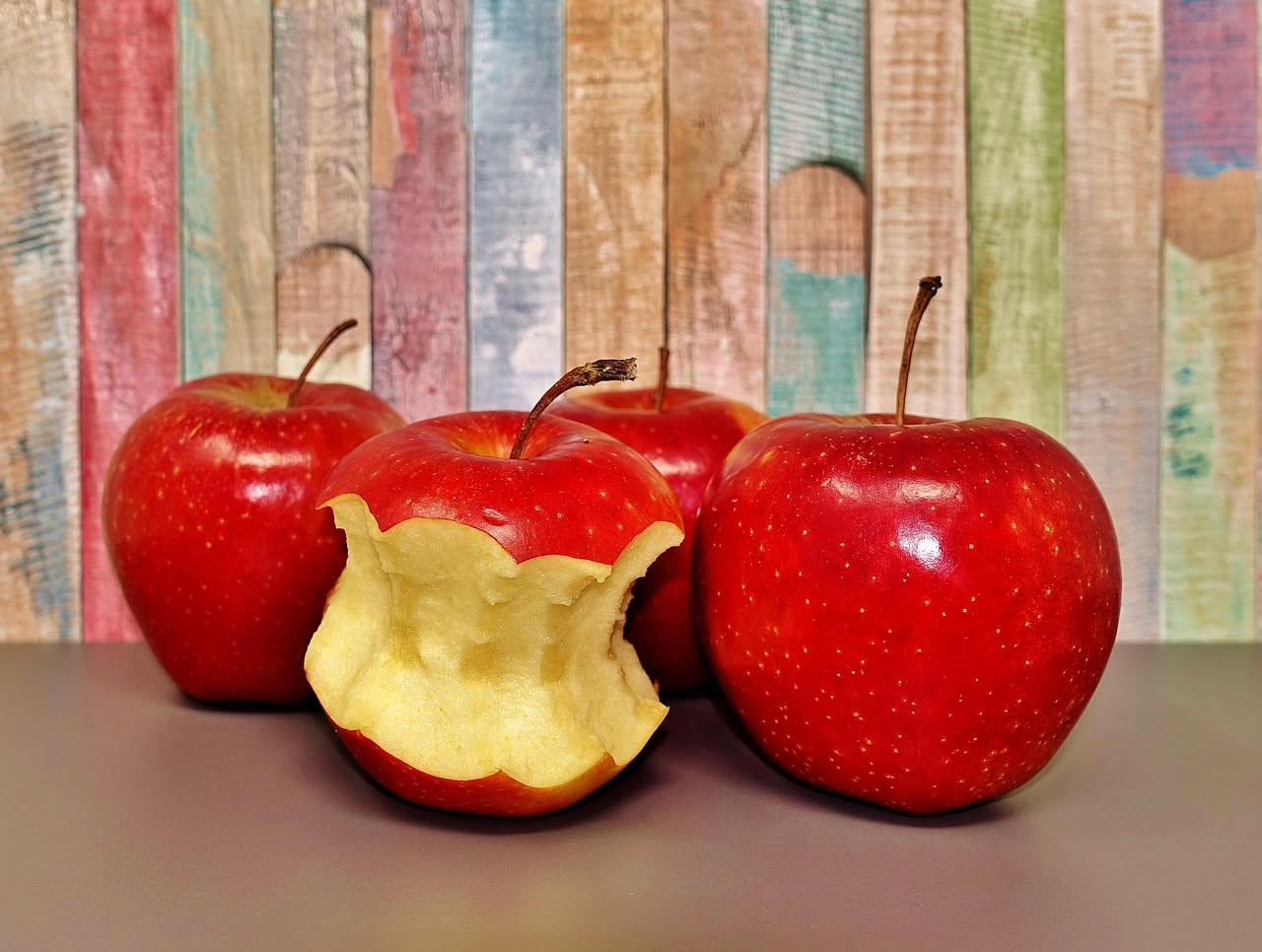 Mele: proprietà nutrizionali, benefici e come consumarle al meglio