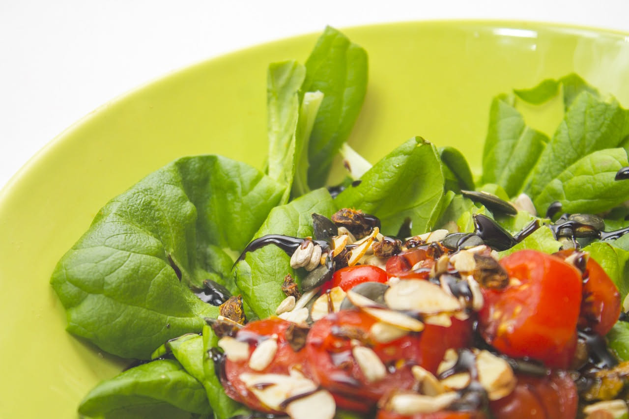 Rucola: proprietà, benefici e come consumarla al meglio