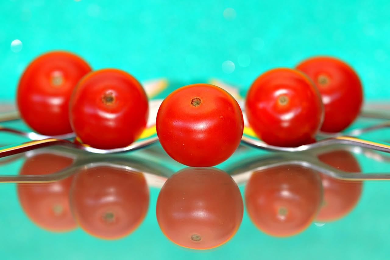 Cosa succede a chi mangia pomodori ogni giorno d'estate: i benefici