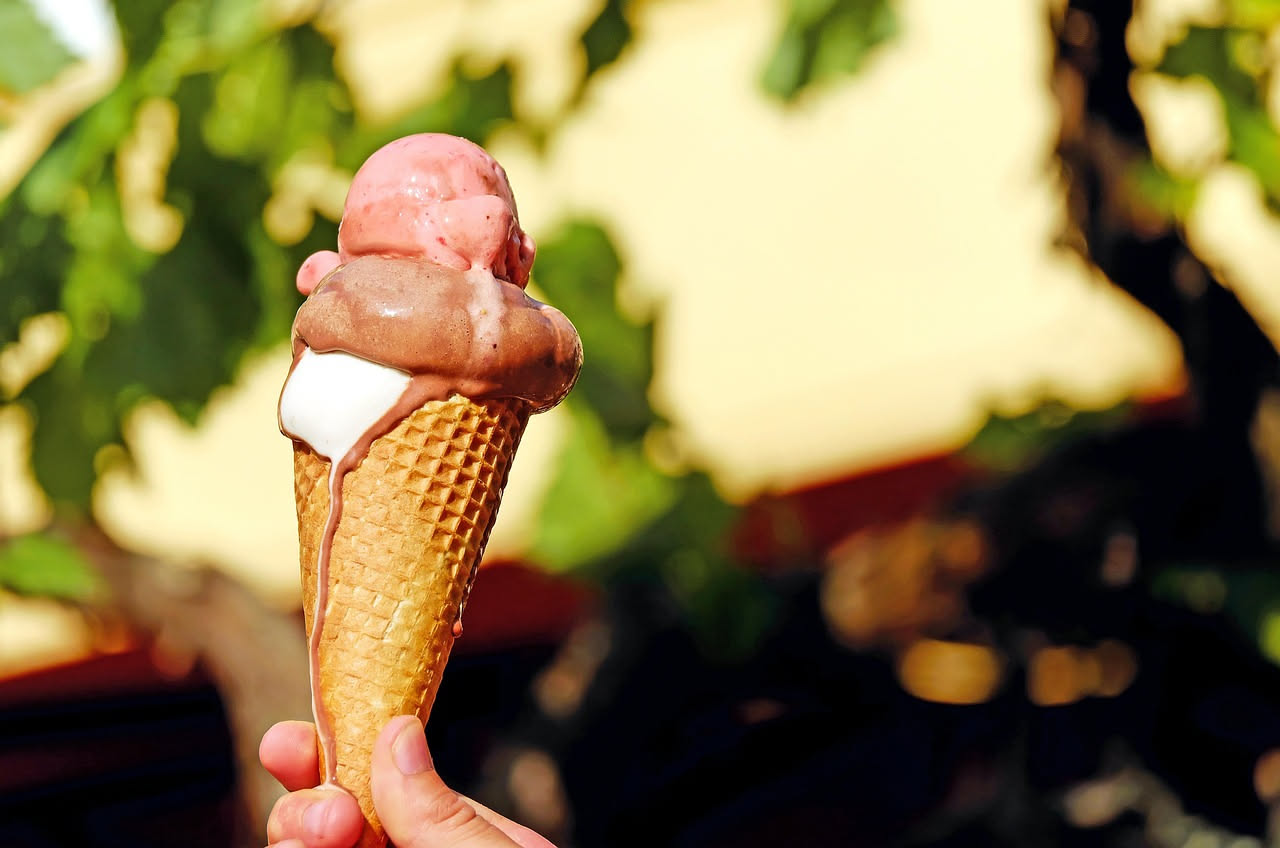 Cosa succede a chi mangia troppo gelato con il diabete: attenzione