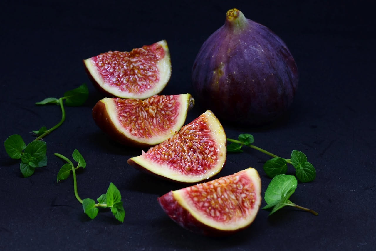 Cosa succede a chi mangia fichi con la glicemia alta: attenzione